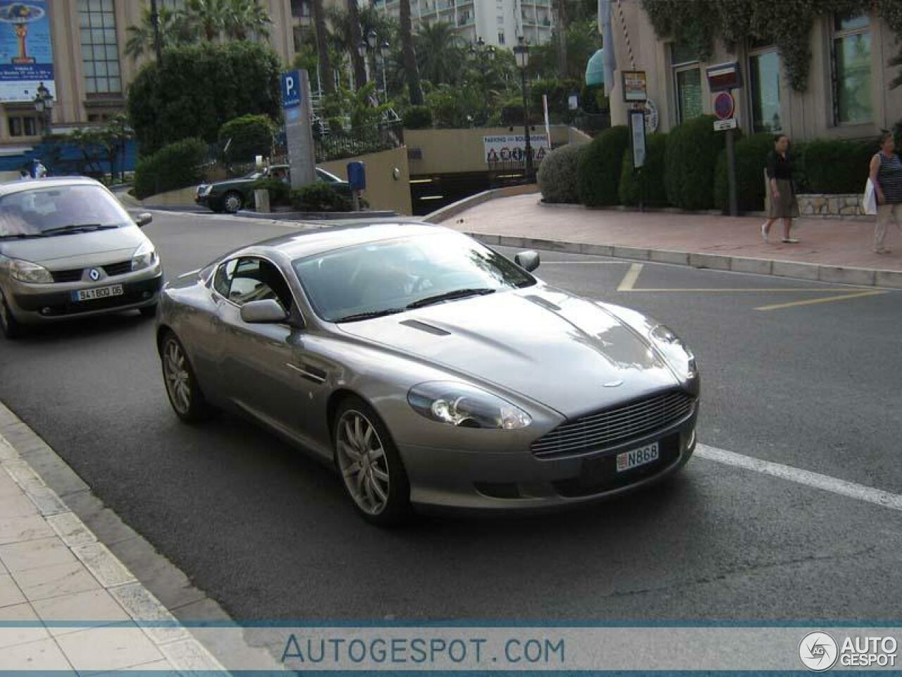 Aston Martin DB9