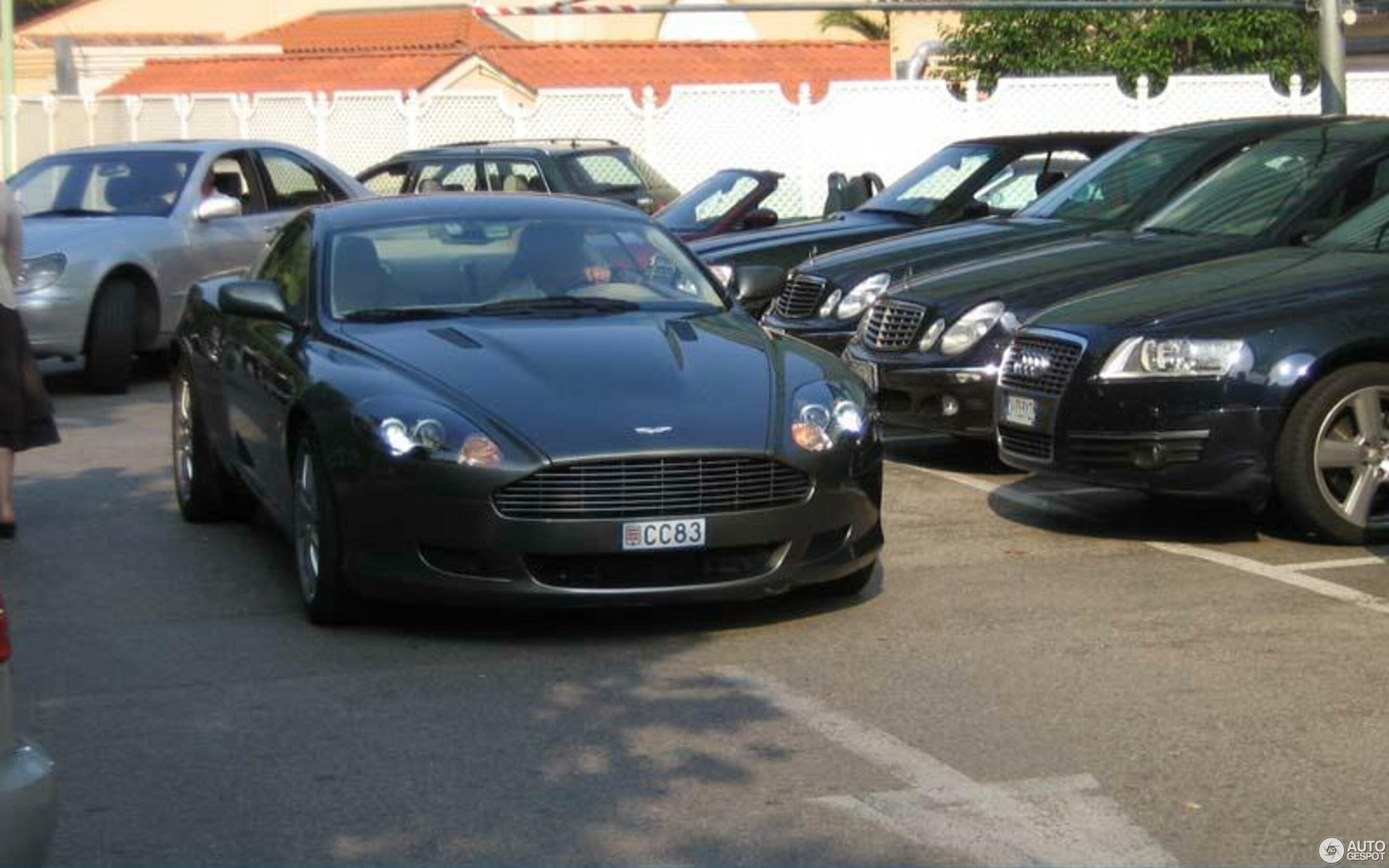 Aston Martin DB9