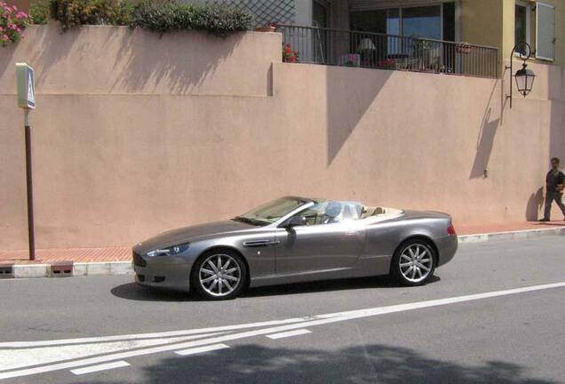 Aston Martin DB9 Volante