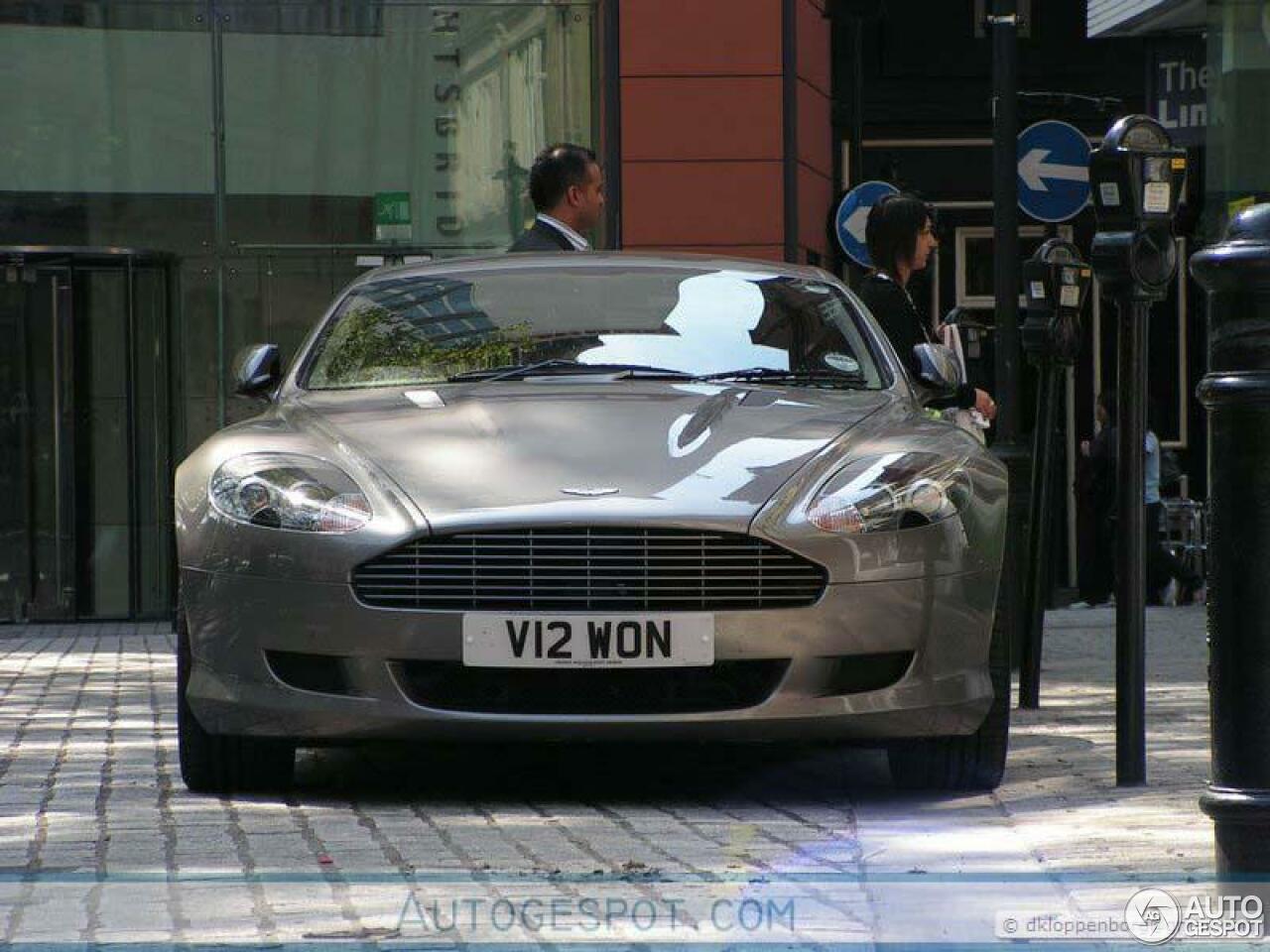 Aston Martin DB9