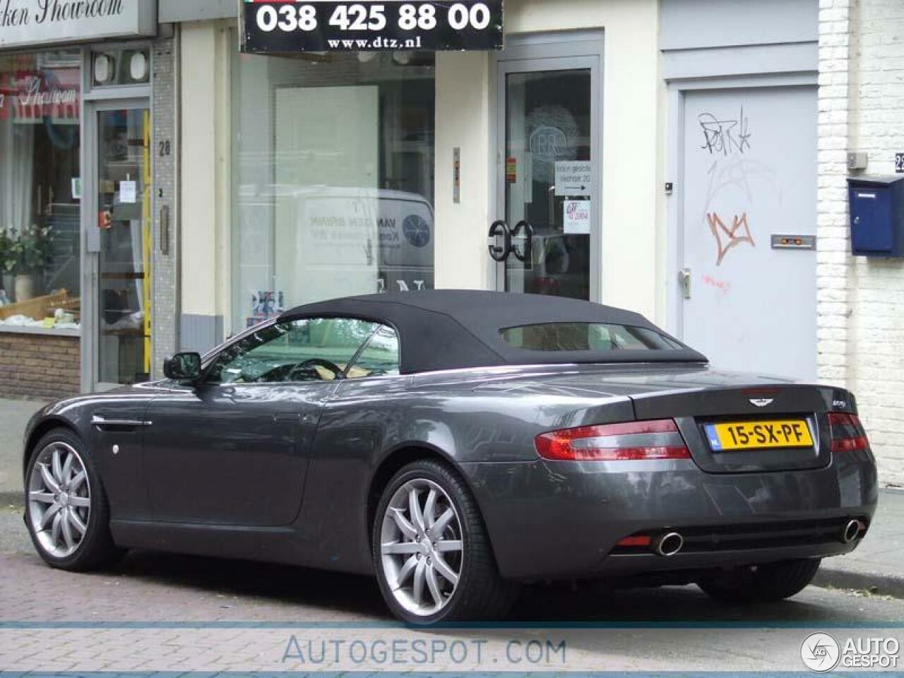 Aston Martin DB9 Volante