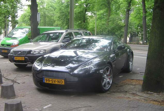 Aston Martin V8 Vantage