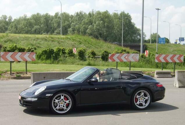 Porsche 997 Carrera 4S Cabriolet MkI