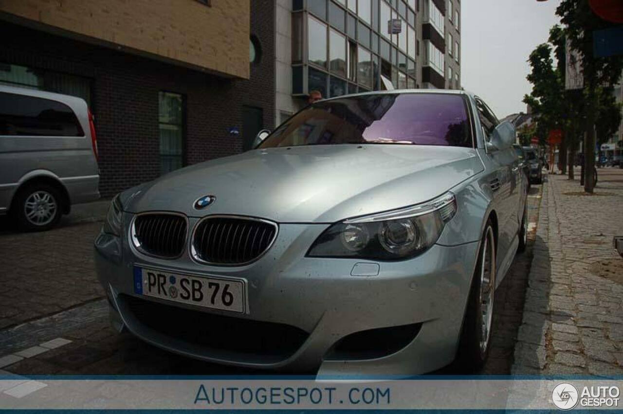 BMW M5 E60 2005