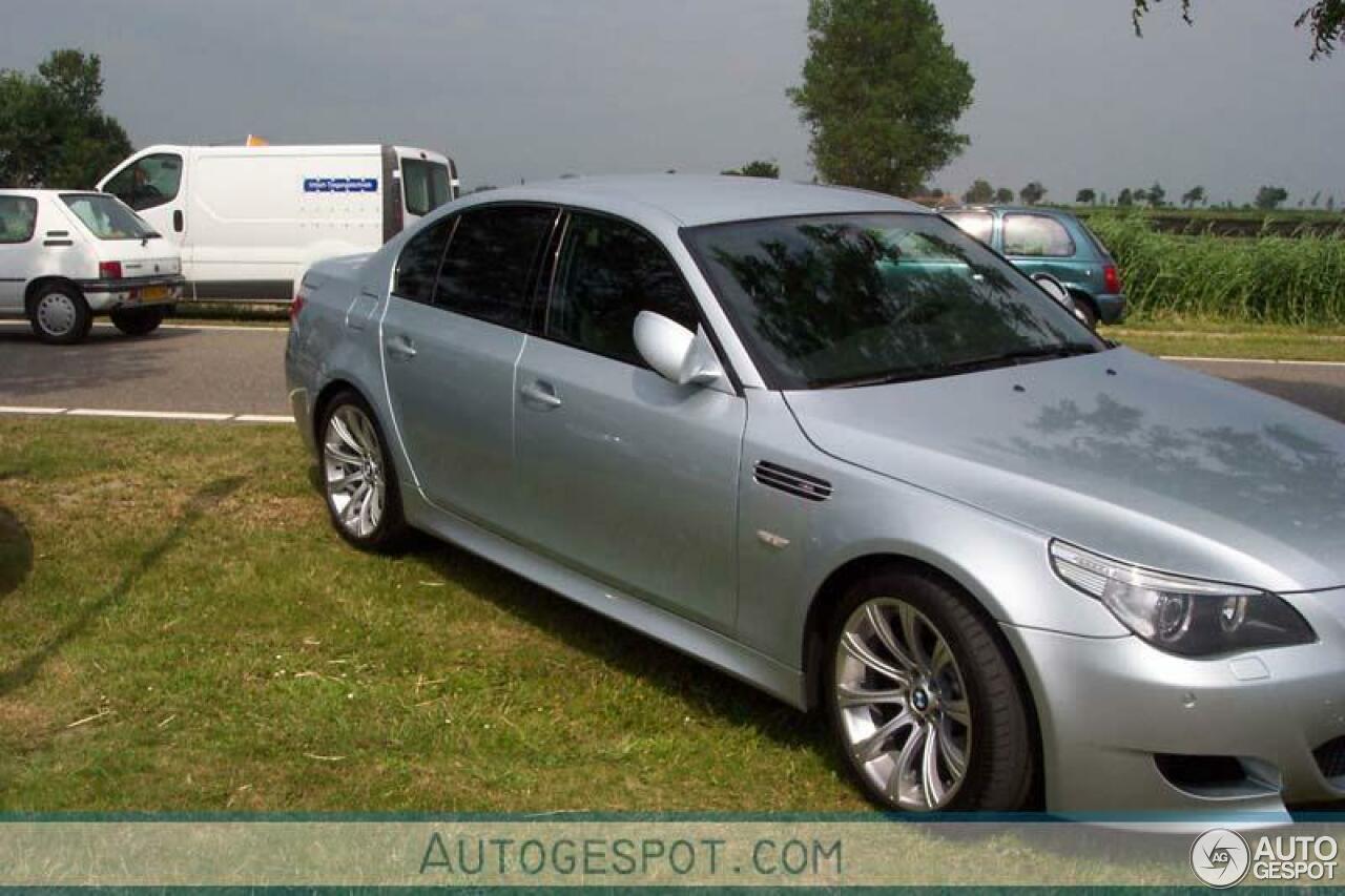 BMW M5 E60 2005