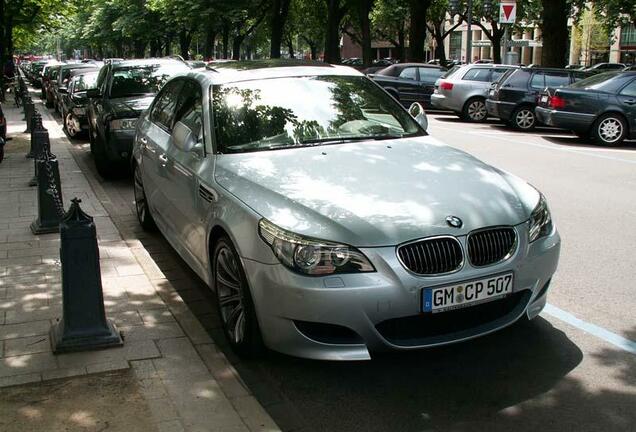 BMW M5 E60 2005