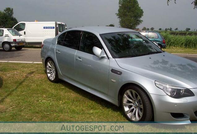 BMW M5 E60 2005