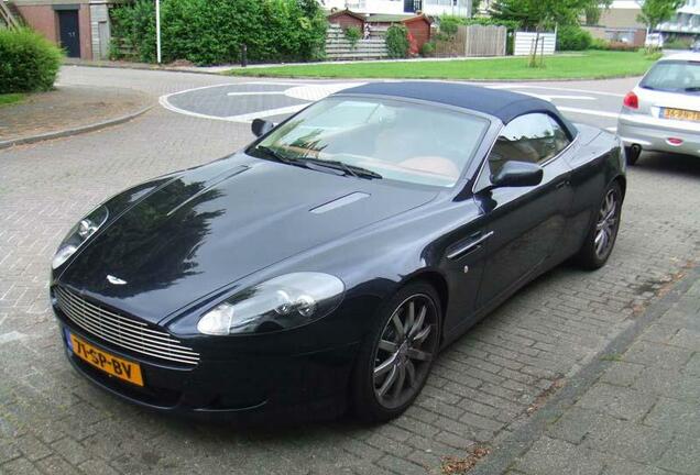 Aston Martin DB9 Volante