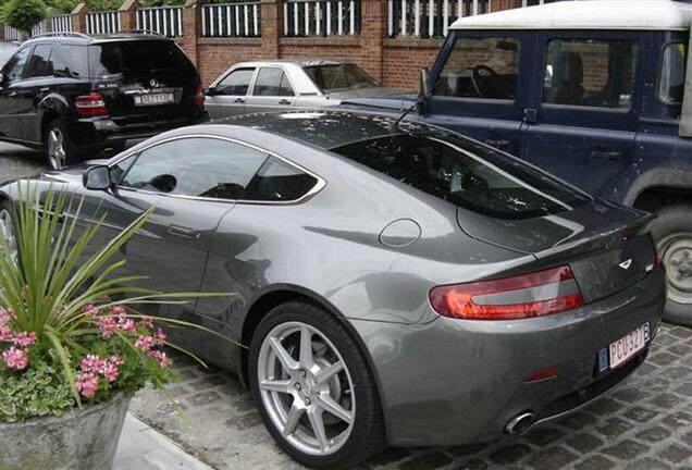 Aston Martin V8 Vantage