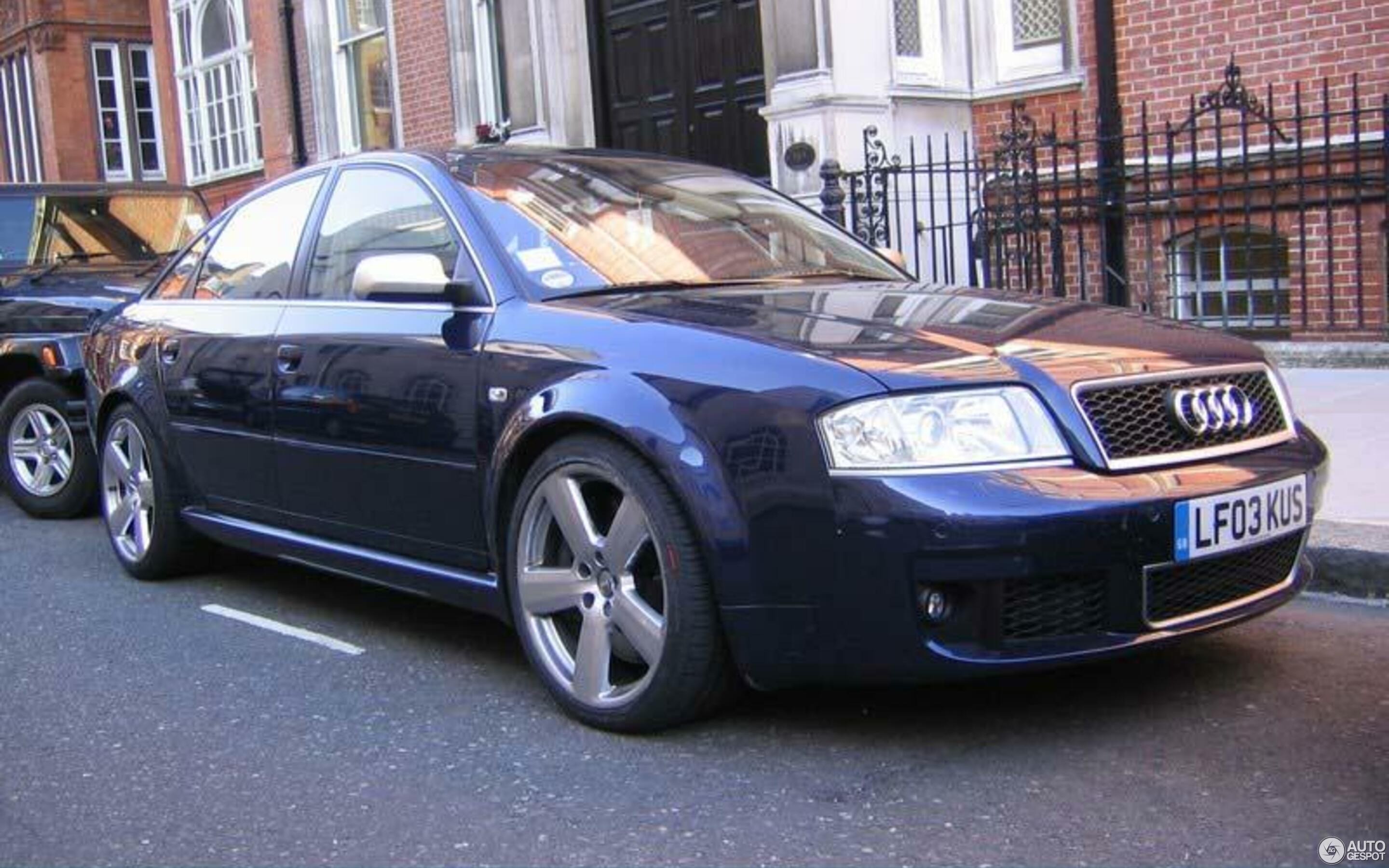 Audi RS6 Sedan C5