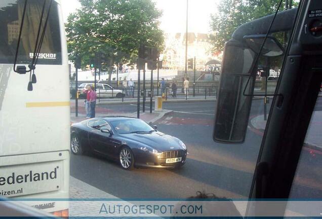 Aston Martin DB9