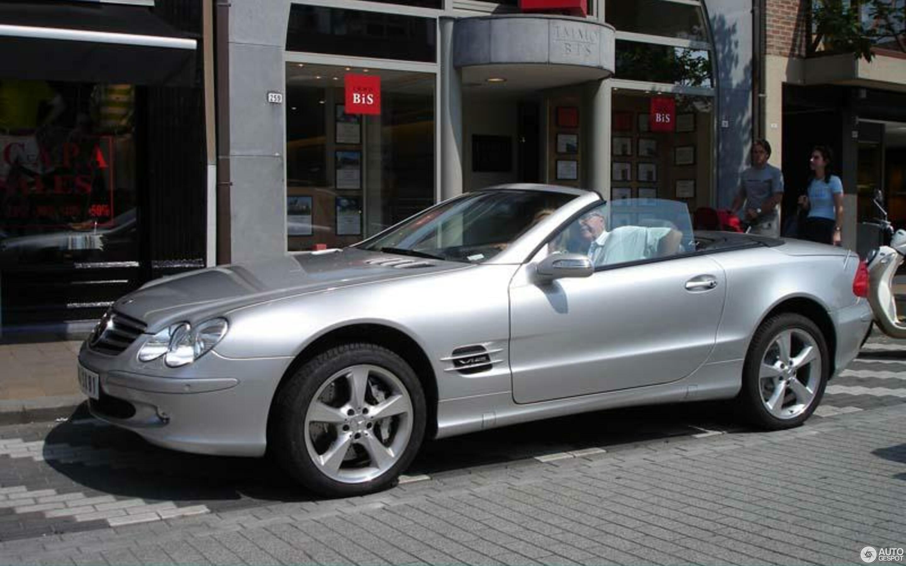 Mercedes-Benz SL 600 R230