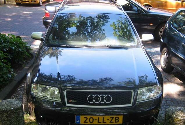 Audi RS6 Avant C5