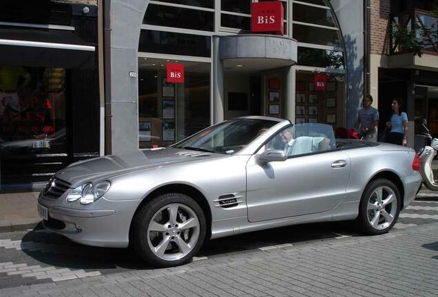 Mercedes-Benz SL 600 R230