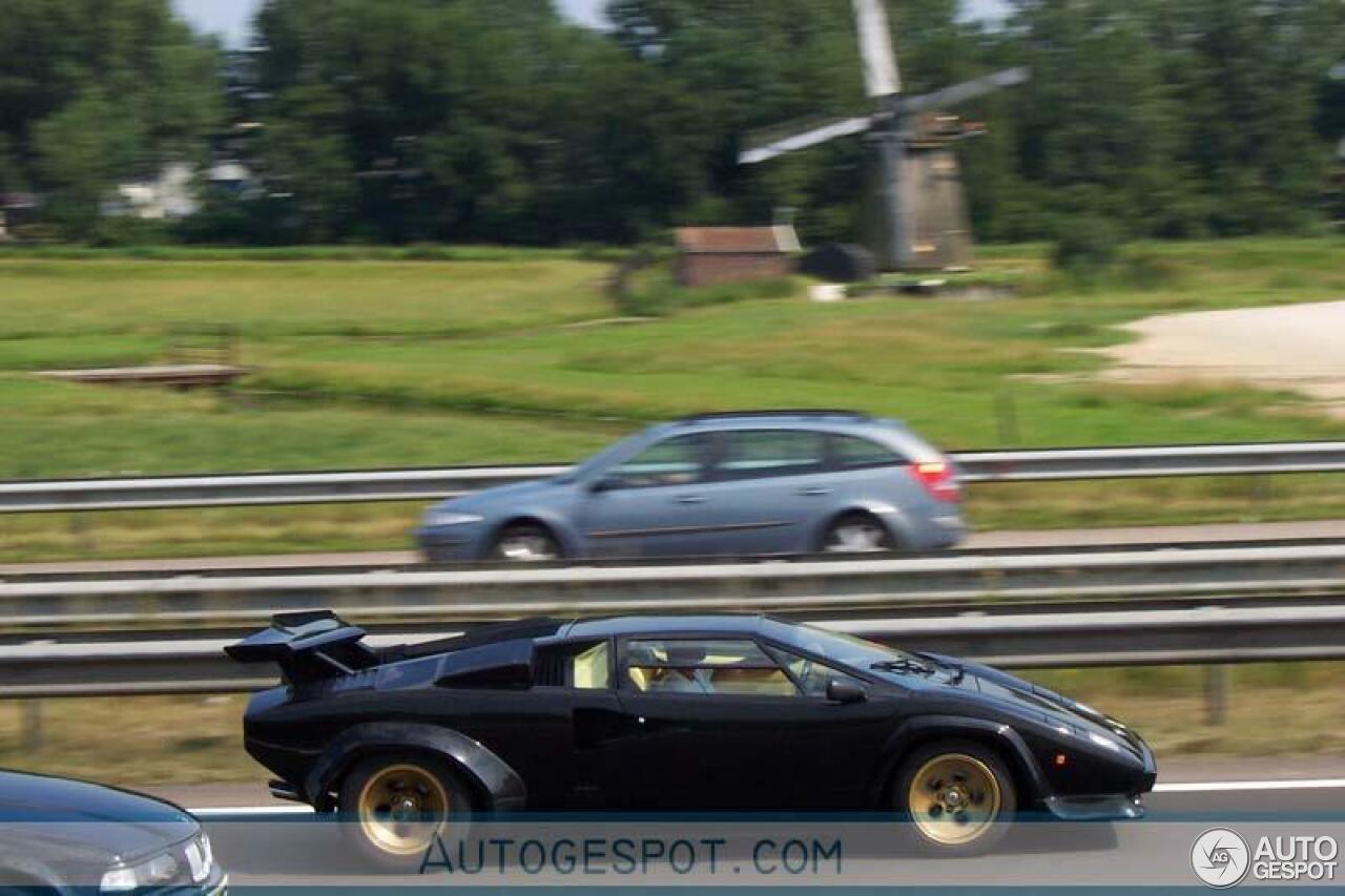 Lamborghini Countach LP500 S