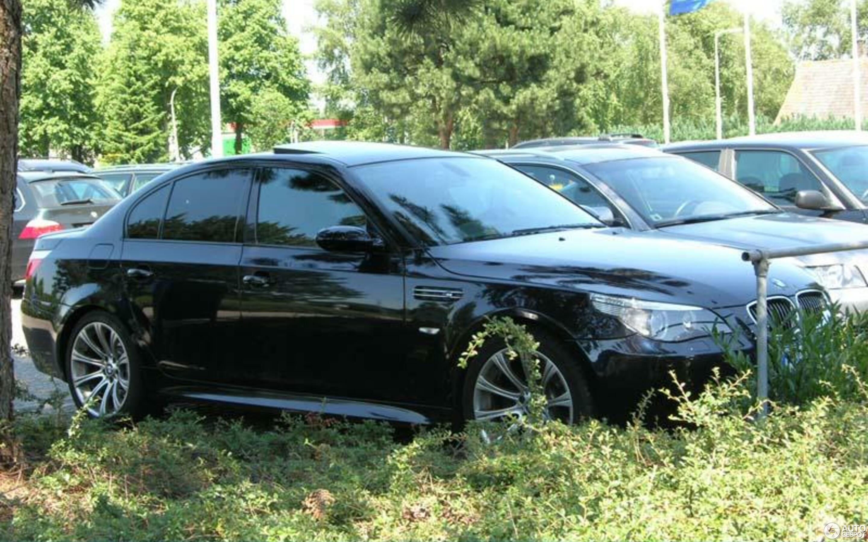 BMW M5 E60 2005