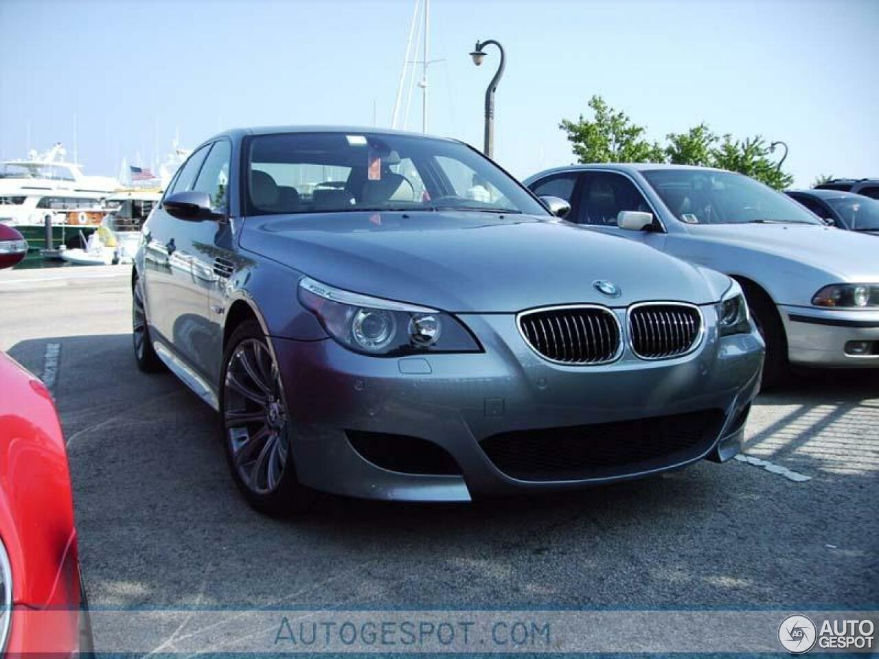 BMW M5 E60 2005