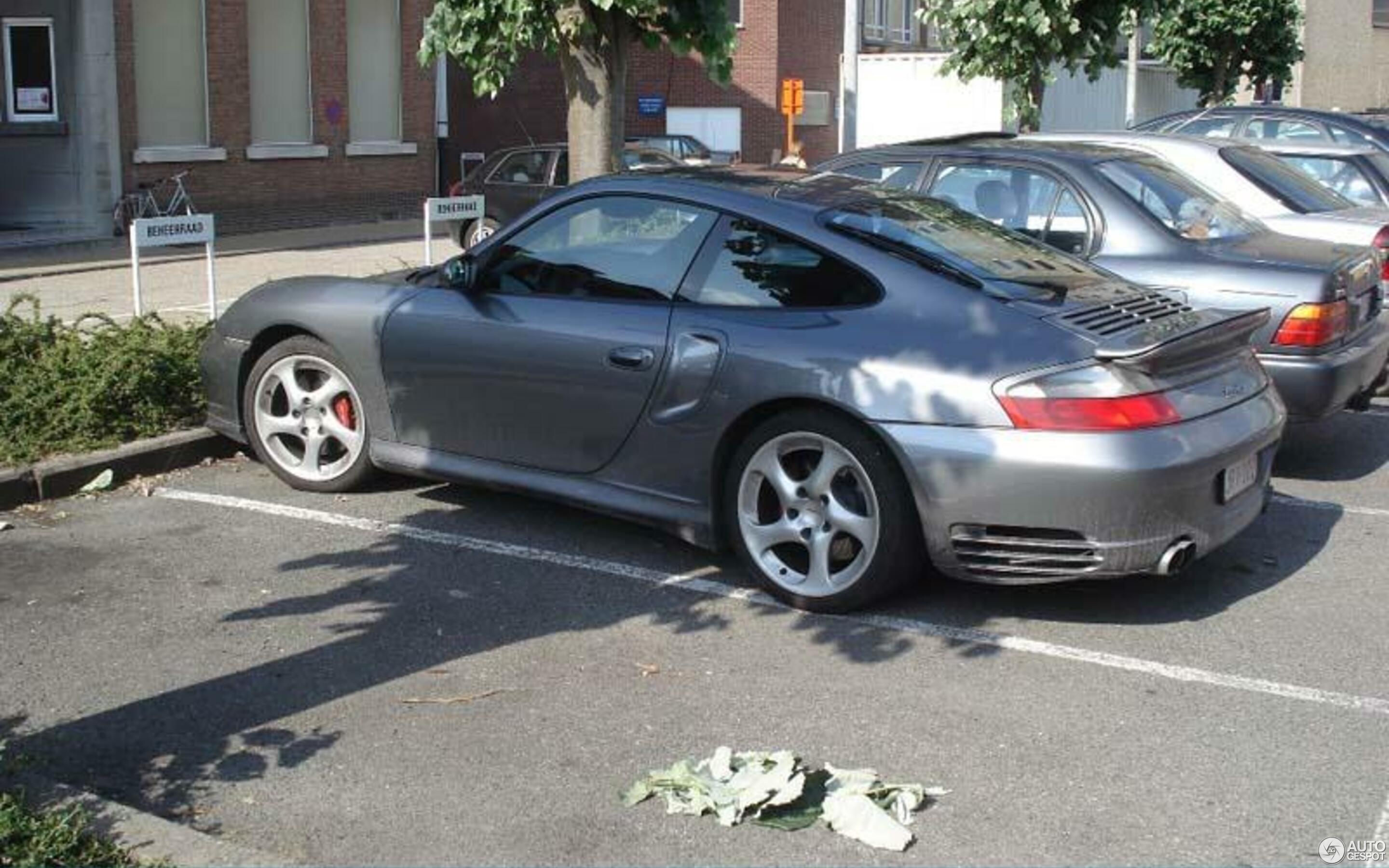 Porsche 996 Turbo