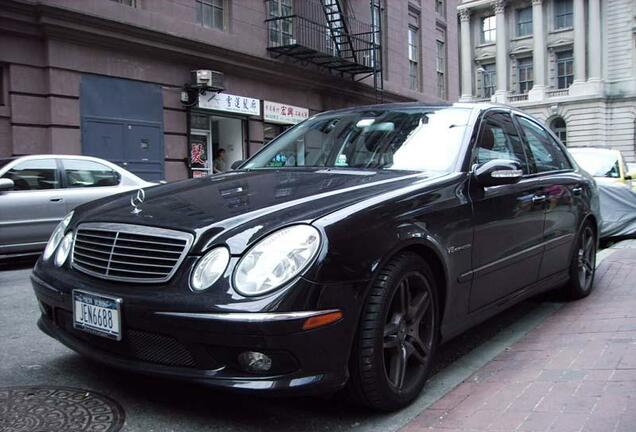 Mercedes-Benz E 55 AMG