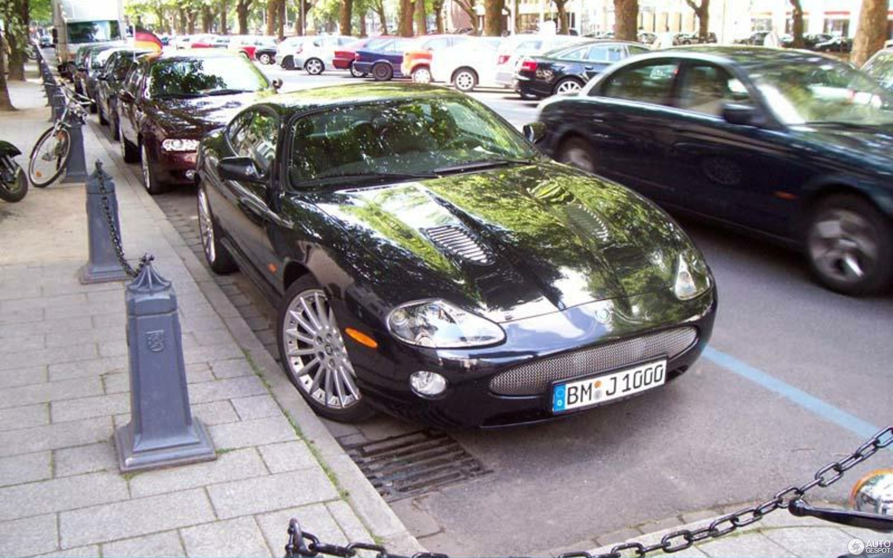 Jaguar XKR