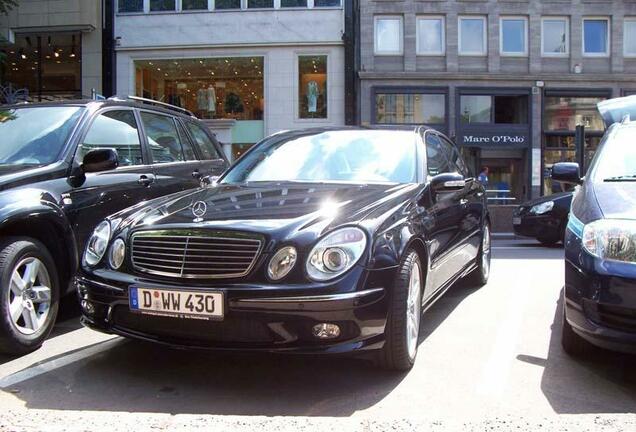 Mercedes-Benz E 55 AMG