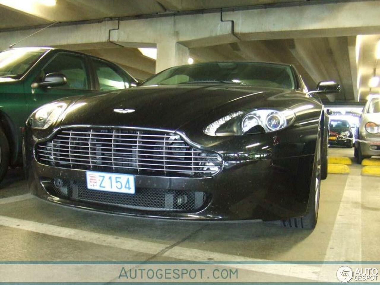 Aston Martin V8 Vantage