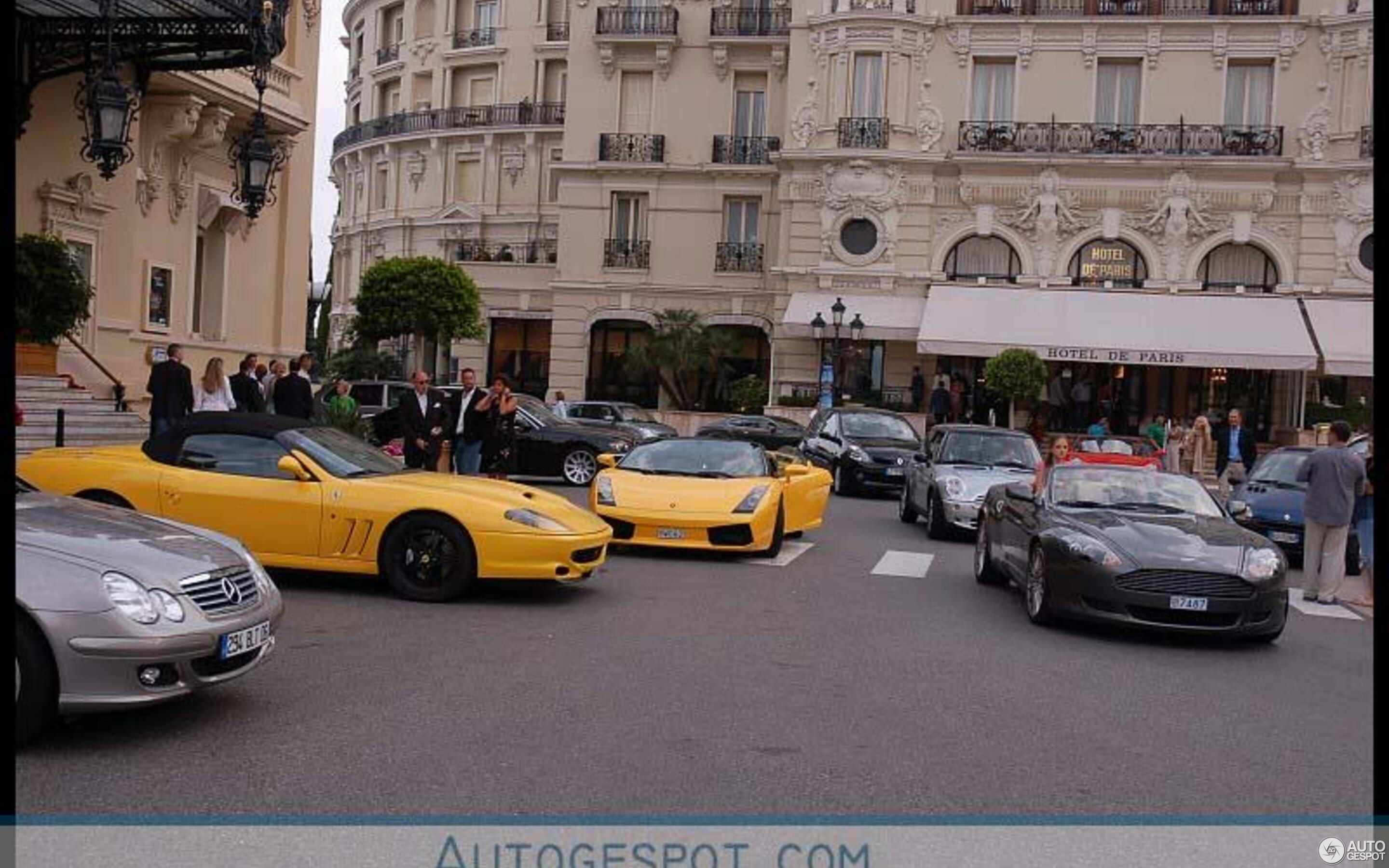 Aston Martin DB9 Volante