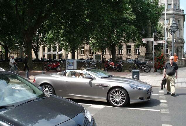 Aston Martin DB9 Volante