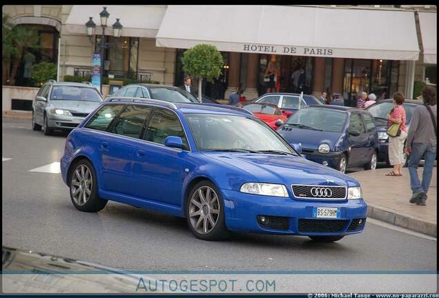 Audi RS4 Avant B5