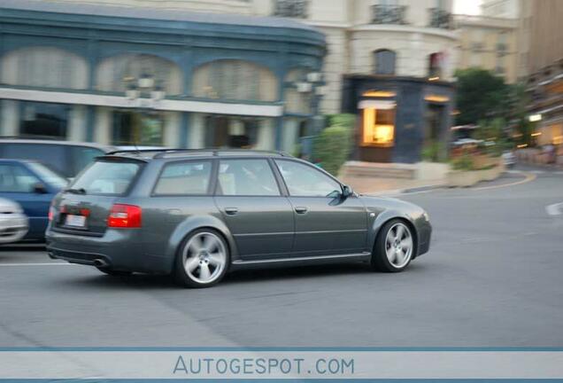 Audi RS6 Avant C5