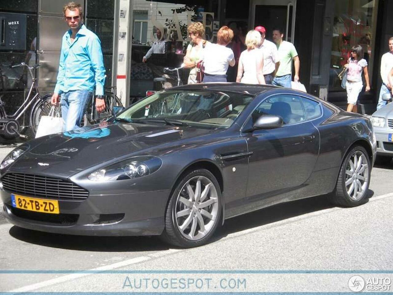 Aston Martin DB9