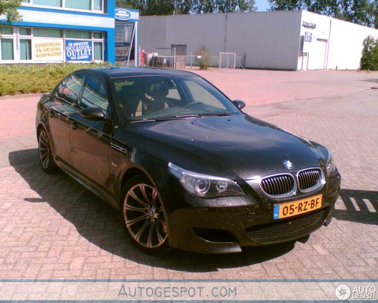 BMW M5 E60 2005