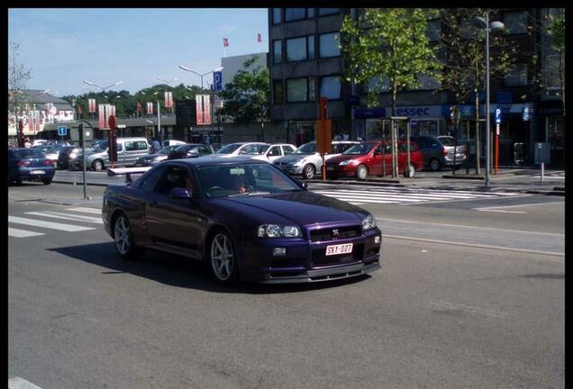 Nissan Skyline R34 GT-R V-Spec Midnight Purple Pearl II Special Color Limited Edition