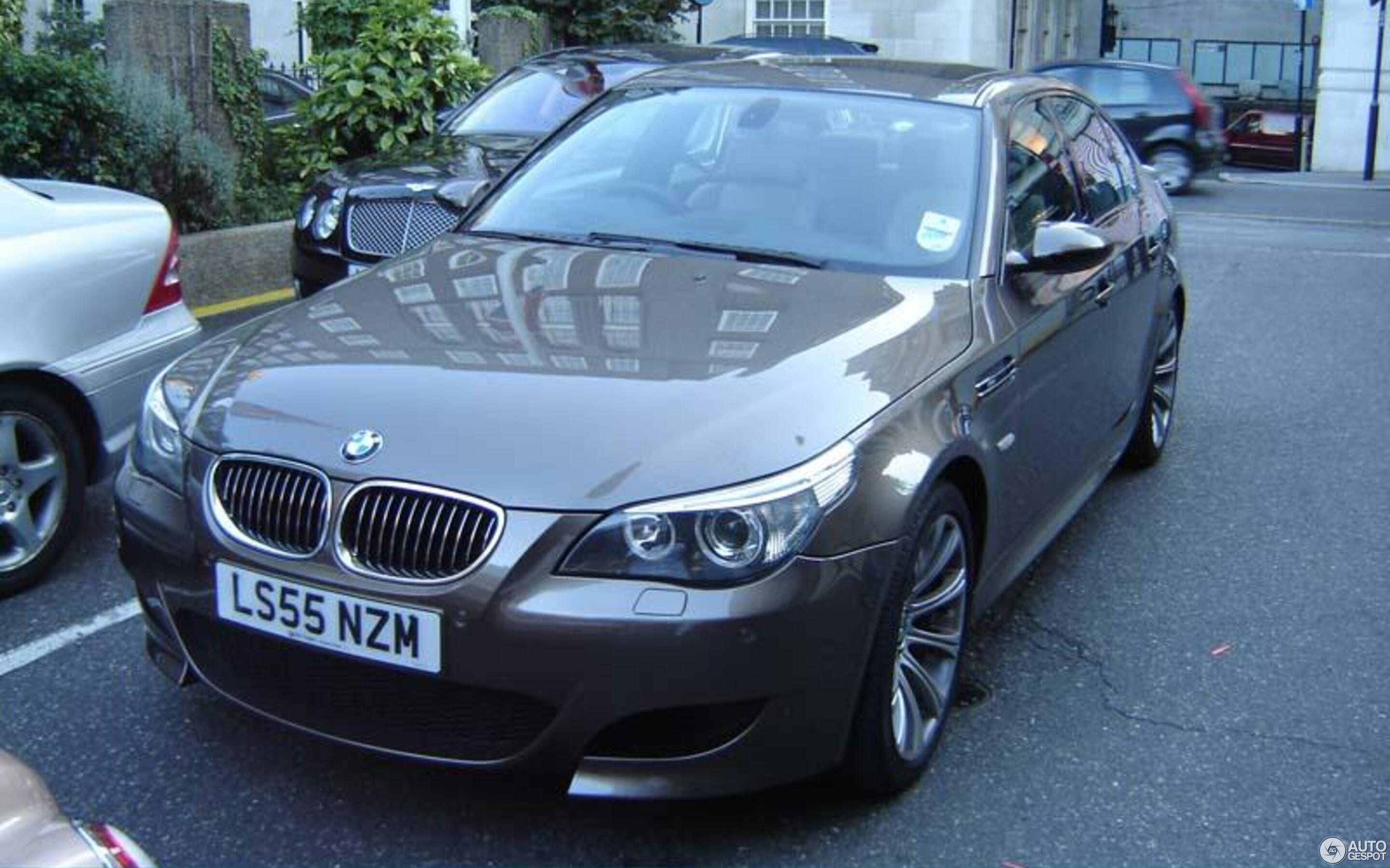 BMW M5 E60 2005