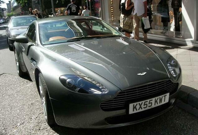 Aston Martin V8 Vantage