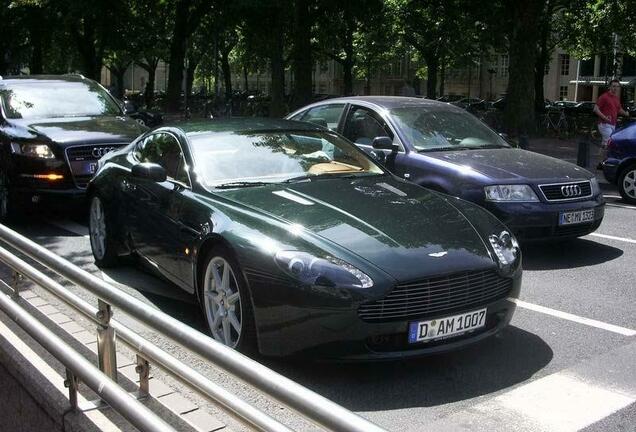 Aston Martin V8 Vantage