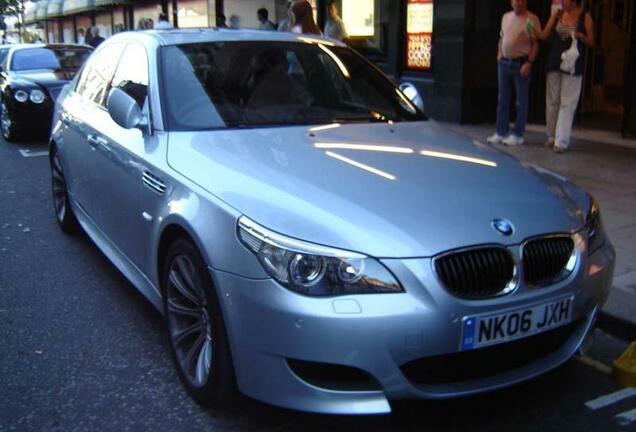 BMW M5 E60 2005