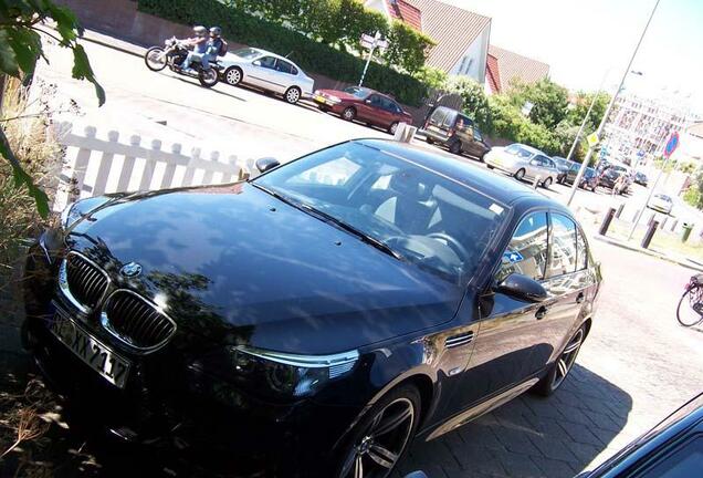 BMW M5 E60 2005