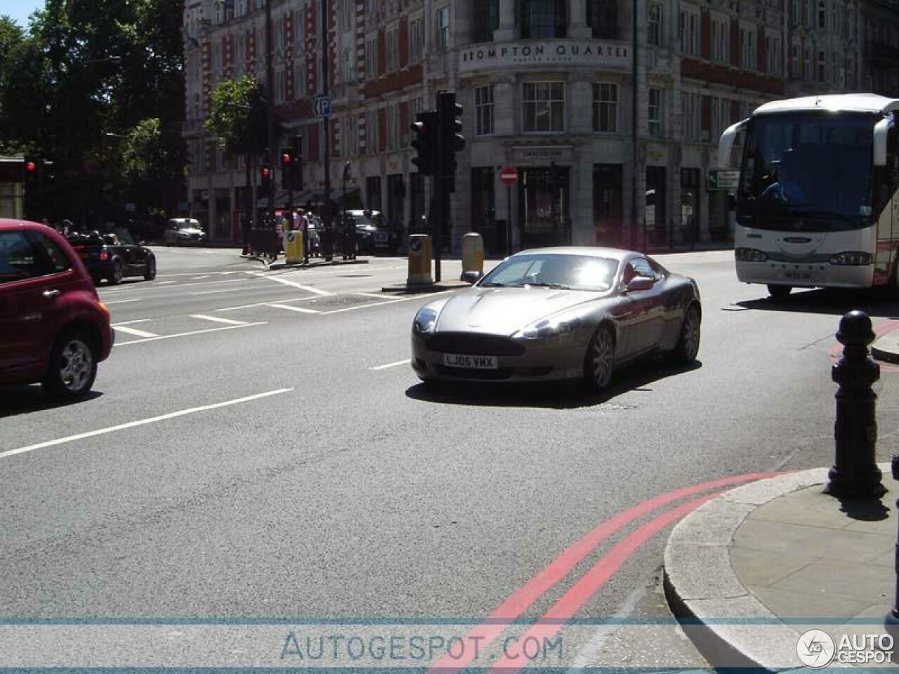 Aston Martin DB9