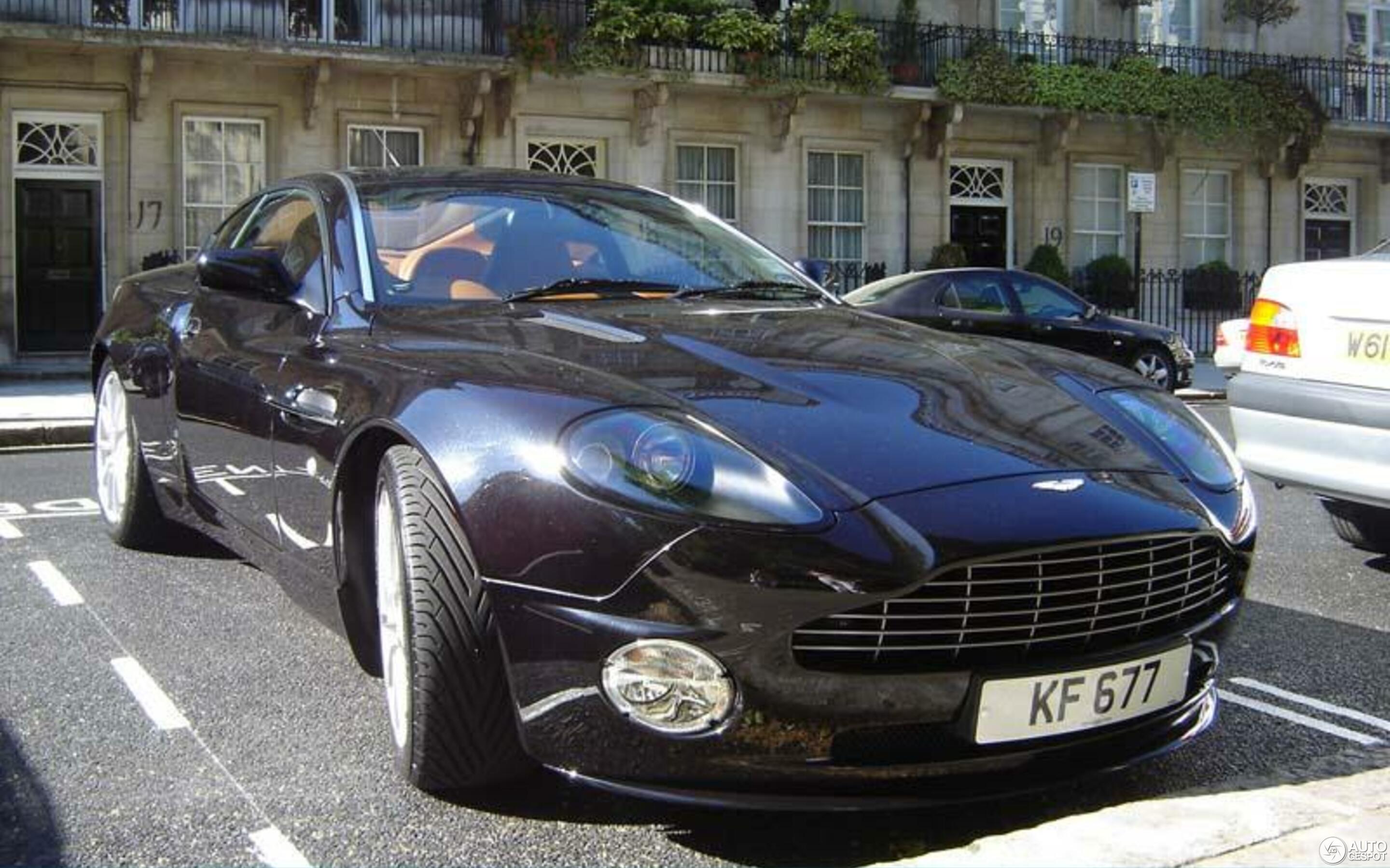 Aston Martin Vanquish S