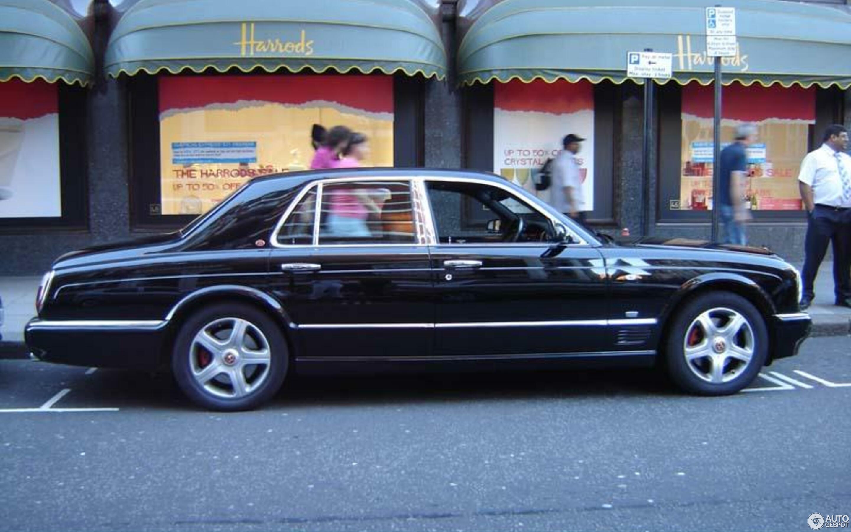 Bentley Arnage Le Mans Series