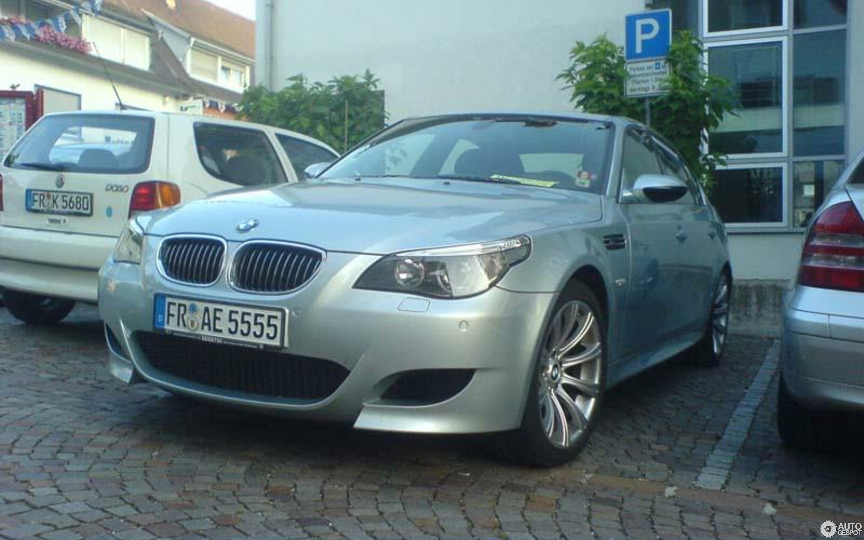 BMW M5 E60 2005