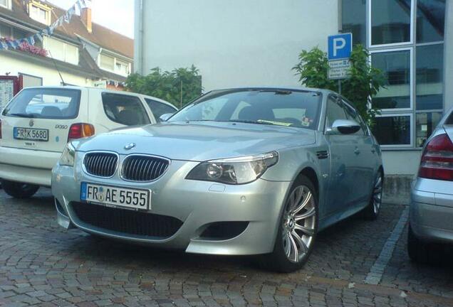 BMW M5 E60 2005