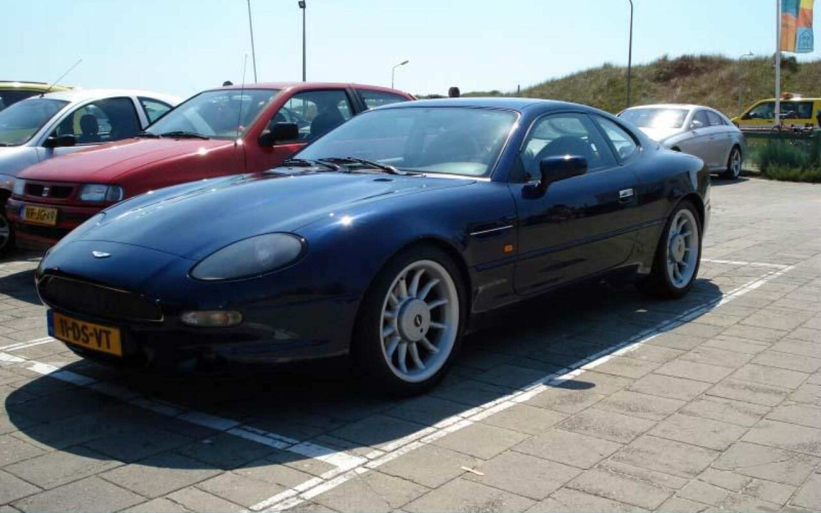 Aston Martin DB7