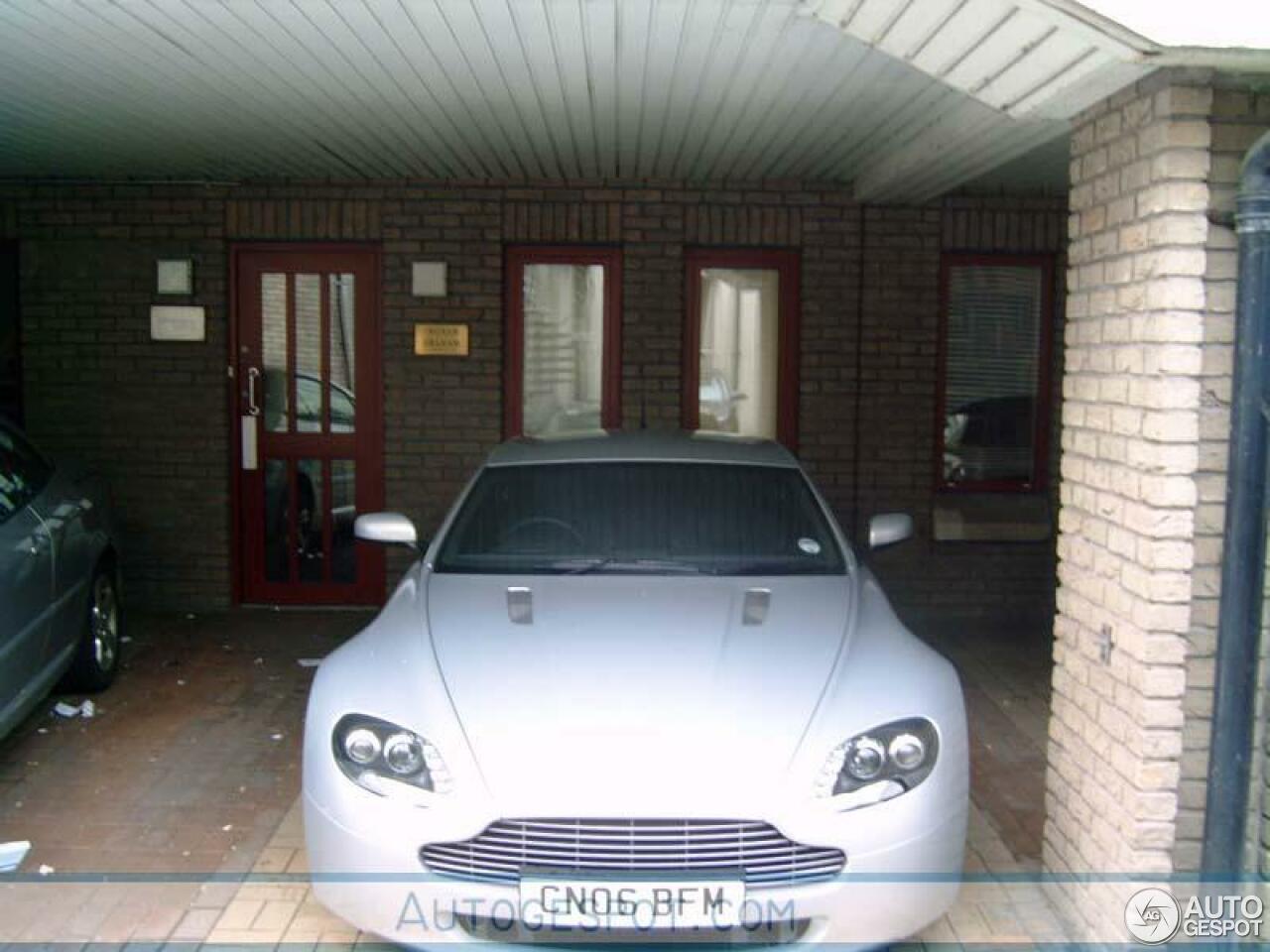 Aston Martin V8 Vantage