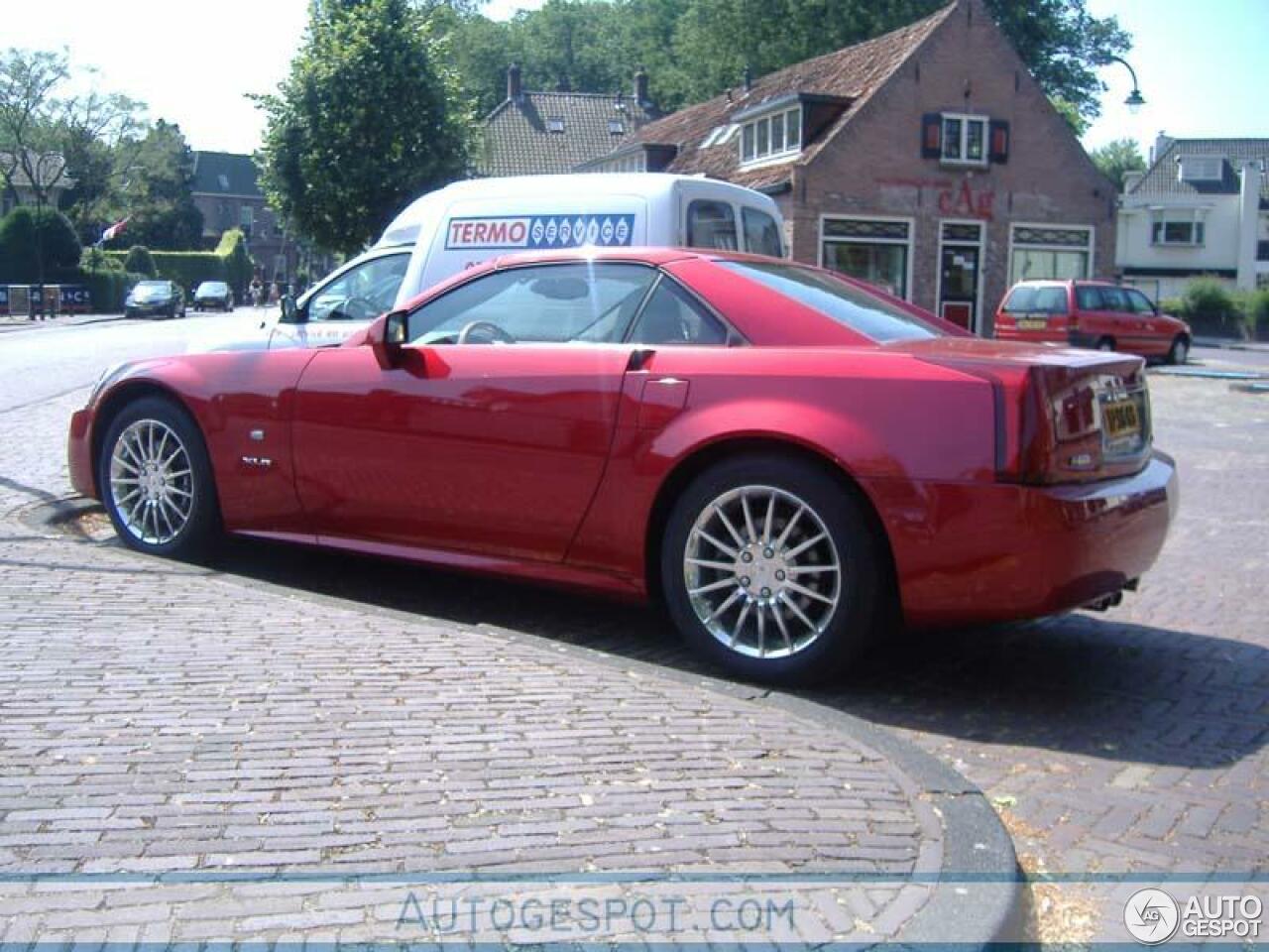 Cadillac XLR