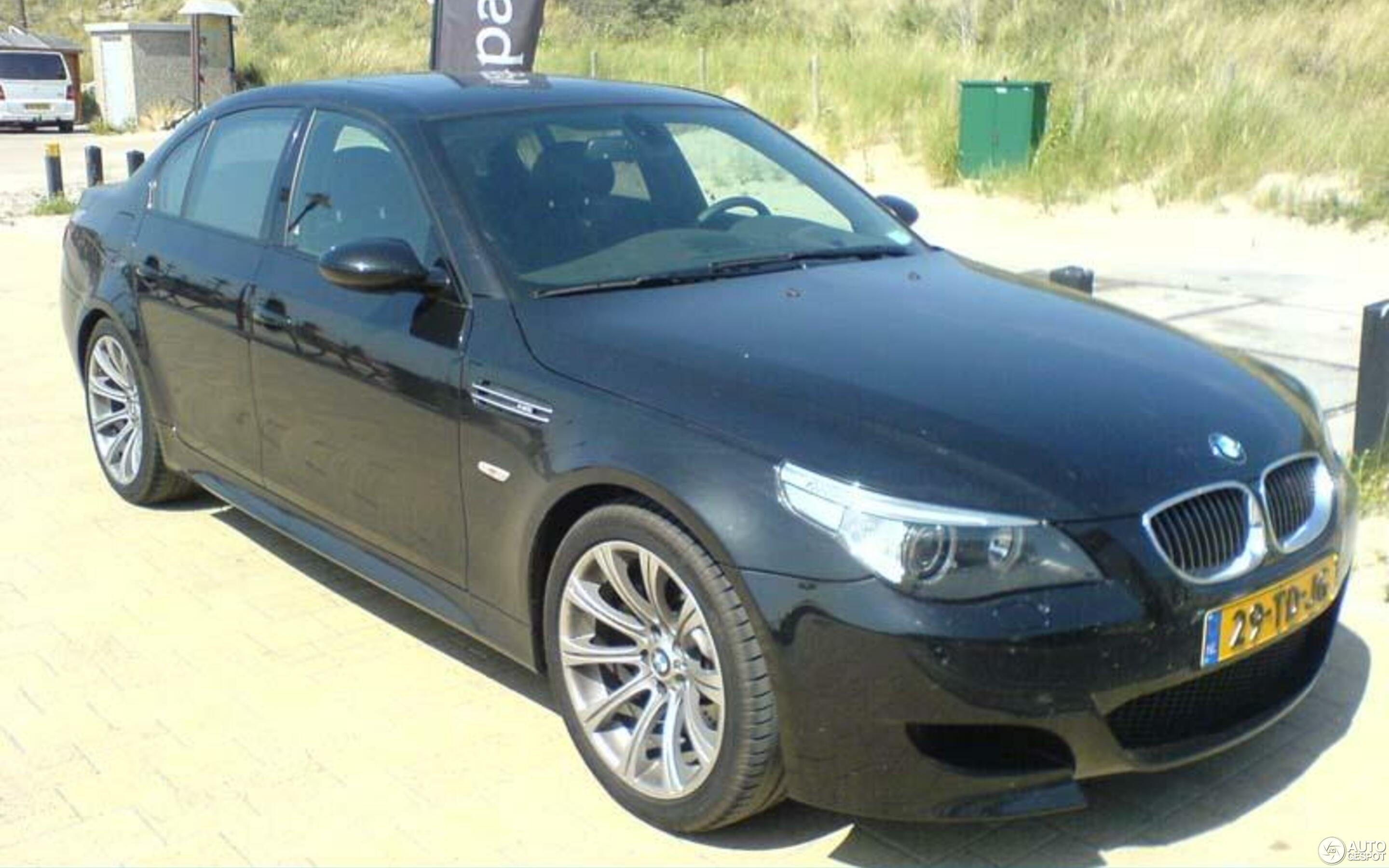 BMW M5 E60 2005