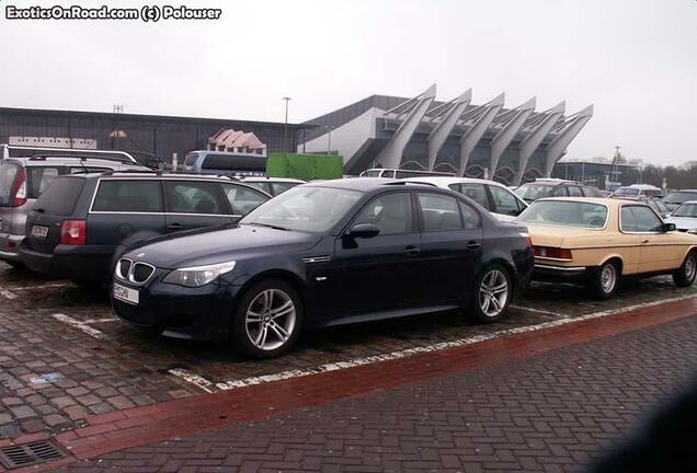 BMW M5 E60 2005