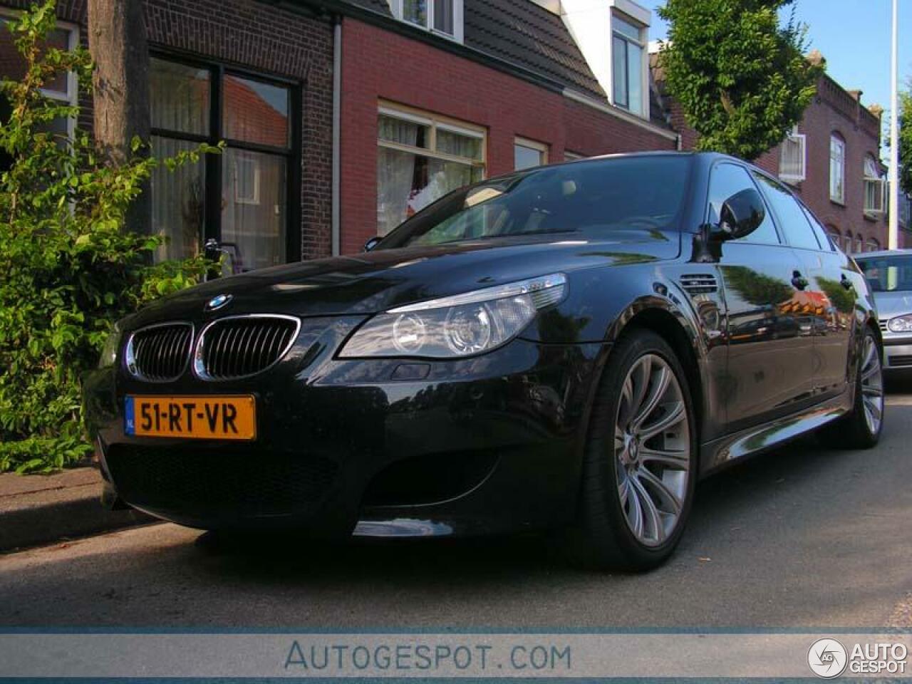 BMW M5 E60 2005