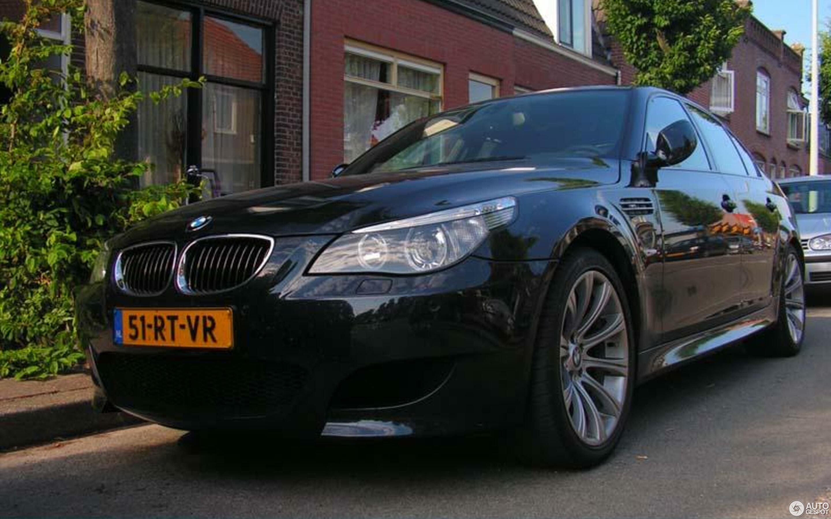 BMW M5 E60 2005